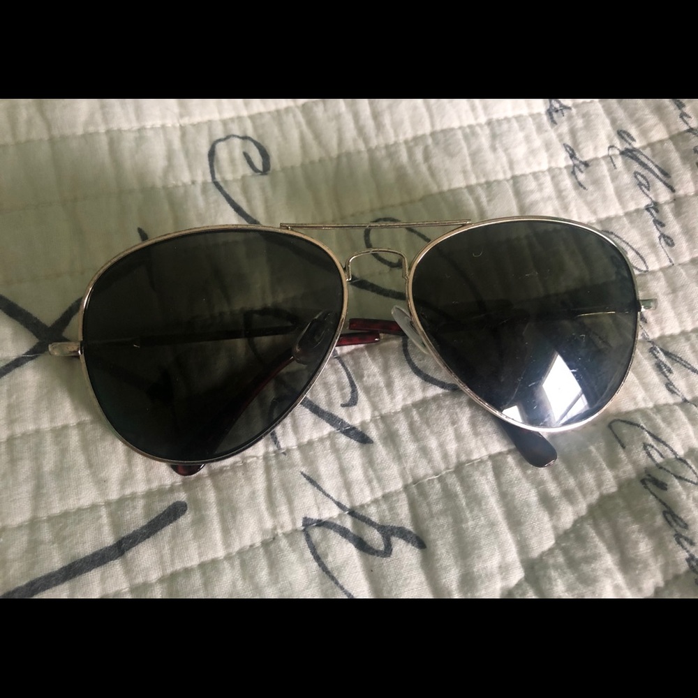I own too many sunglasses:(